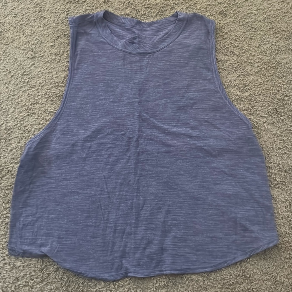 Lululemon fast as light muscle tank, size unsure